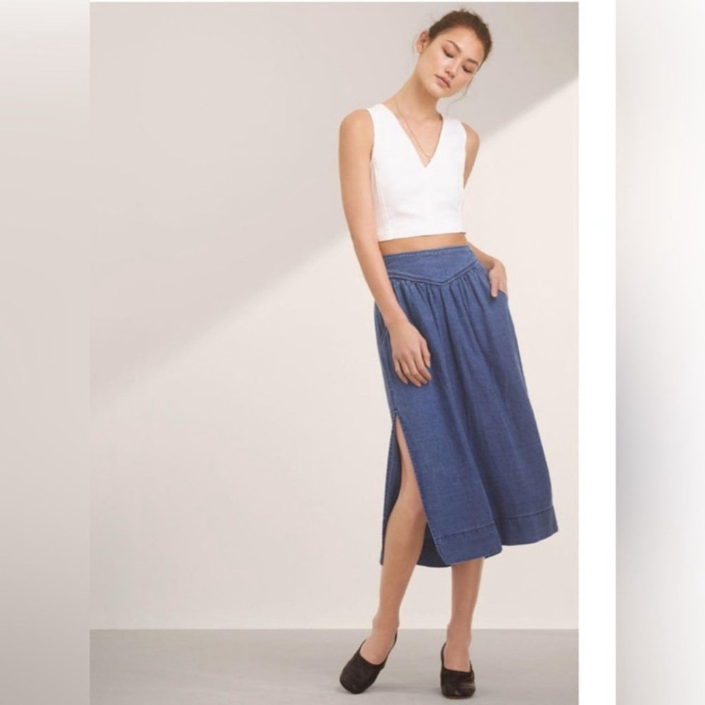 Wilfred by Aritzia Gabrielle Blue Denim
Linen Blend Midi Skirt